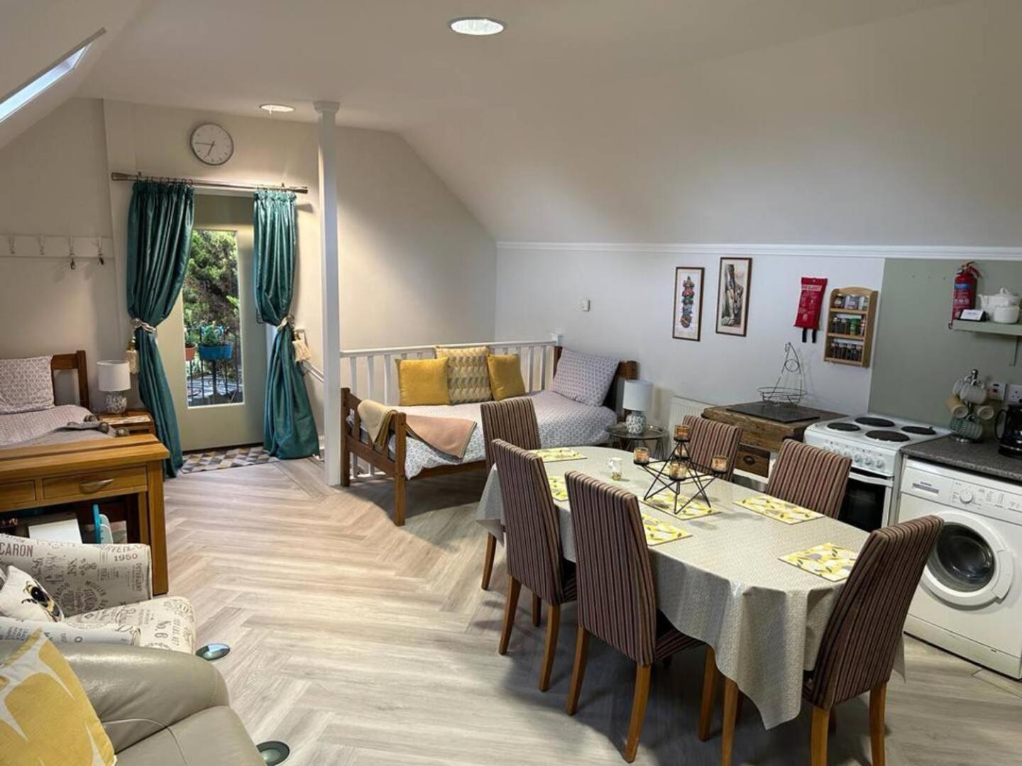 Alpaca Lodge Sittingbourne Ngoại thất bức ảnh